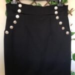 Falda Negra Botones